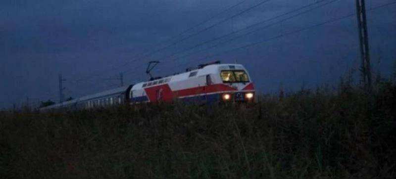 Θρίλερ στον Βόλο με «τρελό» βαγόνι σε χαλασμένες ράγες -Aπειλήθηκε η ζωή 20 εργαζόμενων και μαθητευόμενων του ΟΑΕΔ